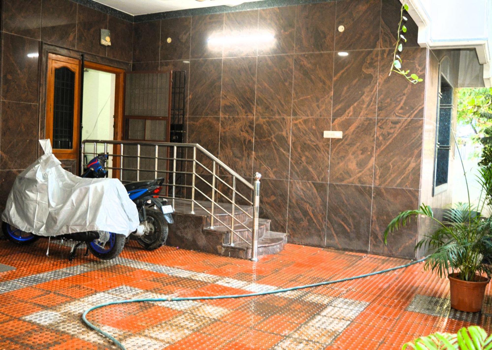 Golden Gate Serviced Apartment Chennai Bagian luar foto